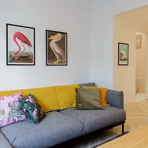  Holiday home Bright & Airy 2bd - 10 Mins Walk To Chelt Centre!